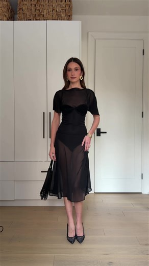 Chanel Spring / Summer 1987 #outfitinspo #chanel | chanel inspo