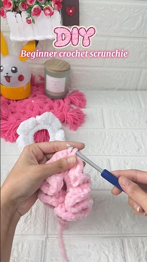DIY Velvet Scrunchie | Beginner Crochet Tutorial! 🧶✨