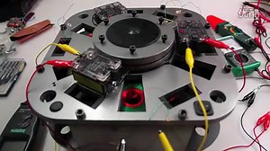 (自充电电机05)50，000伏永磁发电机输出