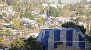 TARPAULINS by Lisa Truttmann (AT-2017, with English subtitles)
