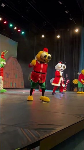 Bob Zoom and the Magic of Christmas - J. Safra Theater | Bob Zoom