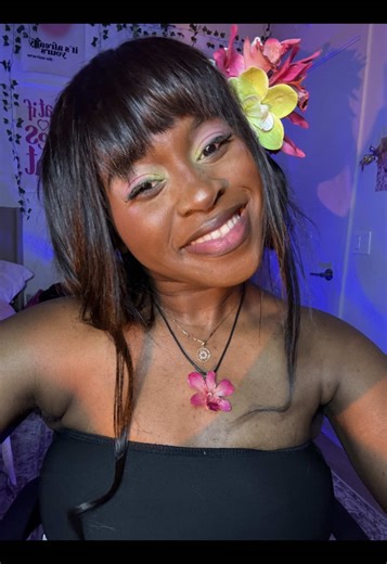 Real Flower Jewelry: Wearable Floral Elegance