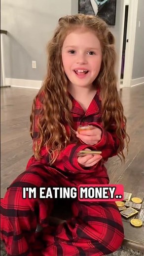 EATING MONEY PRANK 💵🤪 #prank #funny #viral #trending #fyp #money #cute #silly #candy #acting #omg