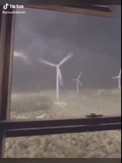 Wind Turbine Breaks Apart | wind turbine