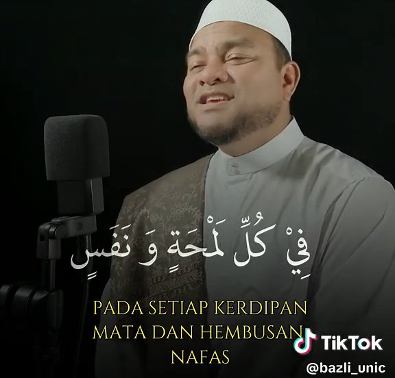 SELAWAT NARIYAH. Selawat Nariyah adalah nama lain bagi Selawat Tafrijiyah. Jom kita sama sama alunkan Selawat Nariyah. Kelebihan Selawat Nariyah • Dimurahkan rezeki. • Kesedihan, kesulitan dan kesempitan hidup akan lenyapkan oleh Allah SWT. • Dilindungi daripada bencana dan bahaya. • Cahaya akan dipancarkan dalam hatinya dan juga ditinggikan martabatnya. #selawat#selawattafrijiyah#nariyah #sholawatan #zikirharian