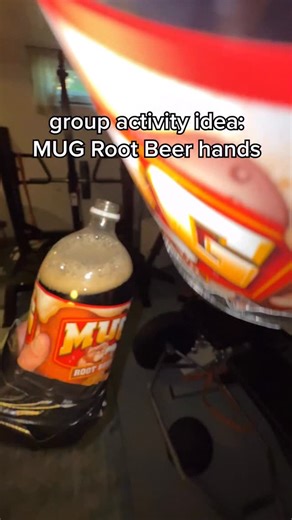 i cant face this alone dawg 🐺 | Mug Root Beer