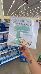Dollar Tree’s 2026 calendars! These usually go viral.. but I do wonder if at $2 will they be as popular this year👀 #dollartreefinds #dollartreediy #dollartreeshopping #dollartree #swaysdeals Dollar Tree | Sway’s Deals
