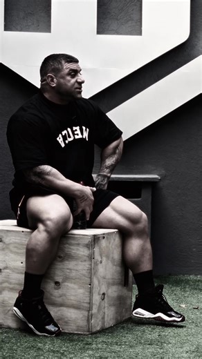 Ejercicios de culturismo con Pablo en Oslo Muscle