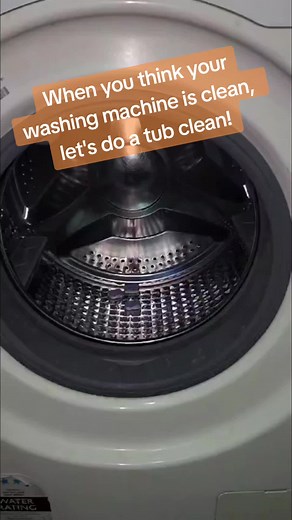 Drum clean on a Samsung Front Loader #drum #drumclean #tubclean #removedirt #removegrime #clean #maintenance #samsung #samsungfrontload #frontloader #washingmachine #wasdirty #nowclean #dirty