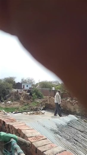 👑👑 पवन singh ( भईया jee) on Instagram: "Chacha ji gali de rhe h 😂🤣🤣 #bhaiya_ji_up77 #bhaiya_ji_up77 #viralvideos #trending"