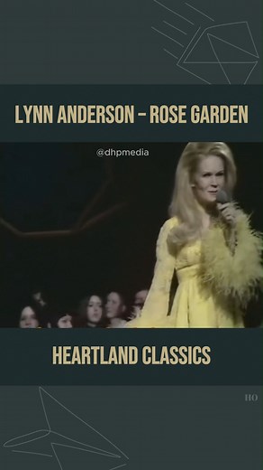 Lynn Anderson – (I Never Promised You A) Rose Garden...🎶 Press to play Music Video: https://oldiesmusic2.greatestoldiessongs.org/lynn-anderson-i-never-promised-you-a-rose-garden/?utm_source=facebook&utm_medium=horeel&utm_campaign=greatestclassicerahits | Greatest Classic Era Hits