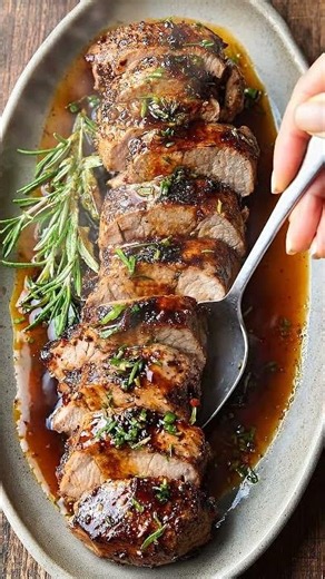 Herb-Glazed Beef Tenderloin