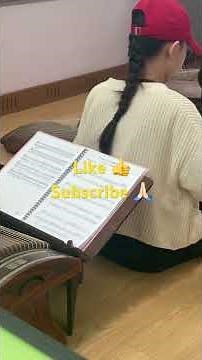 25-strings gayageum a Korean traditional instrument