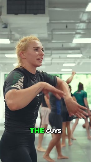 Intense Jiu Jitsu Grappling Teamwork, Underhooks & Killer Moves!