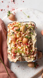 We’re still not over the tiramisu trend! We made a strawberry version using showstopping Florida Pearl® strawberries. Not only is the dessert stunning; it’s gloriously light and decadent. Find the recipe here: https://brnw.ch/21wLpAV | Woolworths TASTE Magazine