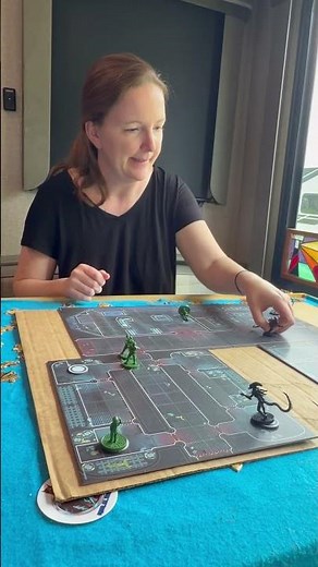 A “cooperative game”? … Happy Alien Day! #alienday #aliens #funny