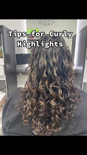 Best Highlight Ideas for Curly Hair