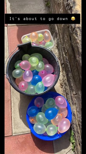 water fight boys vs girls @pz715_fan @missy3687 #fyp#houseoftiktok #summerfun