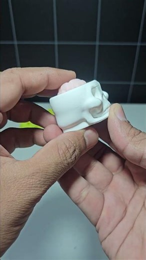 3D Printed Skull & Brain Keyboard Clicker #3dprint #skull