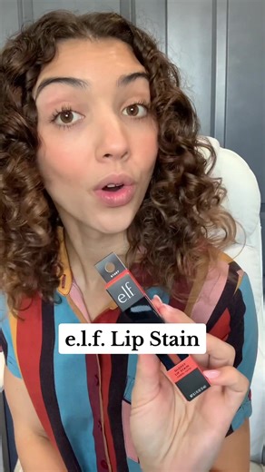 First time trying a lip stain…I think I’ll leave the gloss on longer before wiping it off next time and maybe a heavier coat but I’m not mad at this…especially for $6! #lipstaintest #elflipstains #coralcutie #makeuptryouts #testingmakeupproducts @elfcosmetics