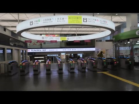 西武新宿駅から地下通路でJR新宿駅西改札ヘ
