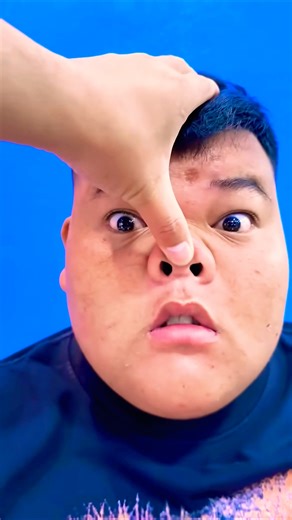 Clumsy Brother Prank🥰😍#funny #makeup