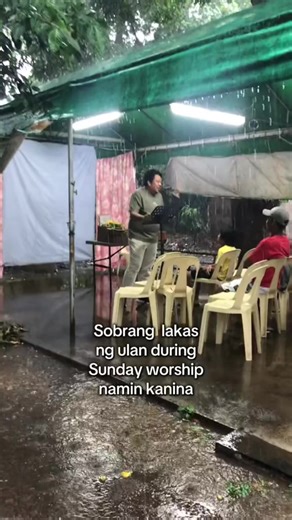 Umulan o Bumagyo? Ayos Lang — Maglilingkod pa rin sa Panginoon