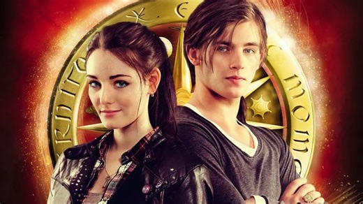 【剧情】《时空之恋.G调的玛瑙红》2013