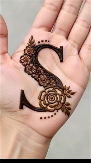 Create mehndi letters ❤️💫