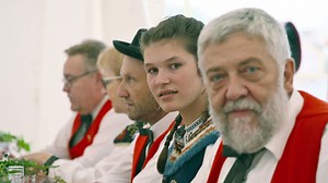 47K views | Jodeln liegt im Trend - vor allem bei gestressten Großstädtern. Doch kaum eine Gesangsart polarisiert so sehr wie das Jodeln - es wird geliebt, gehasst, belächelt oder gefeiert. (SPIEGEL TV für ARTE Re: 01.11.2019) (1/4) | SPIEGEL.TV | Facebook