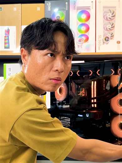 สวยแรง พร้อมลุยทุกเกมส์!! พร้อมตัดต่อลื่นๆ 🚀✨ SPEC CPU INTEL CPU CORE ULTRA 7 265K (20C/20T) MB GIGABYTE Z890 EAGLE DDR5 (rev. 1.0) RAM 32GB/5200 DDR5 (16*2) CORSAIR VENGEANCE RGB BLACK VGA ZOTAC Gaming GeForce RTX 5070 Twin Edge OC 12GB GDDR7 SSD M.2 1TB HIKSEMI FUTURE PCIe 4x4 Power THERMALTAKE TOUGHPOWER GT 850W 80 GOLD (BLACK) Case Jonsbo TK-3 2.0 BLACK ชุดน้ำปิด 3 ตอน Einarex VERTEX BLACK ราคา 59,690 บาท ( ราคาขึ้นอยู่กับวันที่จัดสเปก) รับหน้าร้านได้ส่วนลดทันที 500 บาท ✅#จัดส่งฟรี ทั่วประเ