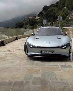 36M views · 420K reactions | The Mercedes-Benz VISION EQXX can travel over 1,000km on a single charge! This takes electric cars to a whole new level 勞 | Supercar Blondie | Facebook
