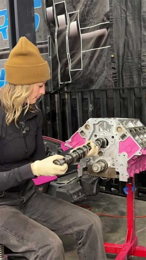 Full camshaft installation on a Corvette engine
