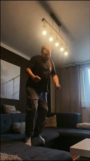 Doctor: What were you doing? Do you exercise? No, I was changing a light bulb. #viral #work