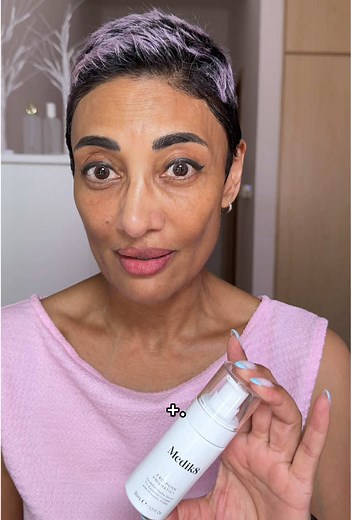 Medik8 Exo-PDRN Prismatic Serum: PDRN & Exosome Benefits
