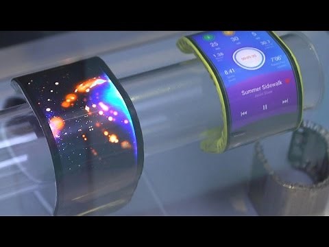 Take a look at Lenovo's concept flexible phone (CNET News)