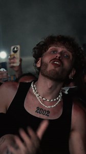 186K views · 4.7K reactions | La favola continua… il principe degli stadi Ultimo è finalmente tornato e non potremmo essere più emozionati di così 凉敖 Appuntamento ad Ancona mercoledì e con le altre tappe del tour già tutto esaurito in giro per l’Italia! | Vivo Concerti | Facebook