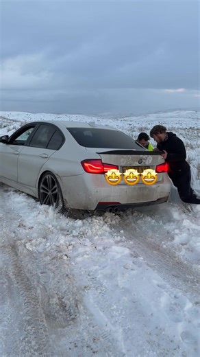 BMW M12 Adventures in the Snowy Office