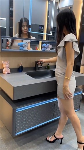 Top dressing table home decoration classic cabinet fashion table #homegadgets #kitchen #shortsfeed