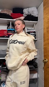 Drive you insane😵‍💫 . . . . #abs #physique #gymgirl #girlswholift #girlswithabs #bodybuilding #flexing #bikini #fitmodel #leanmuscle #gymtok #aesthetics #gymrat #fitnessgirls #fyp | Kiana Jay