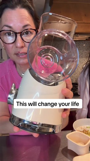 If you haven't gotten the @SUSTEAS US Vegetable Chopper Cheese Grator with the upgraded base/handle and Snow Cone Blades, you're missing out! #susteas #susteascheesegrater #cheesegrater #viralcheesegrater #kitchengadgets