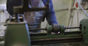 Bespoke Shoemaker Measuring Preparing Leather Shoe: vídeo stock (100% livre de direitos) 11501576 | Shutterstock