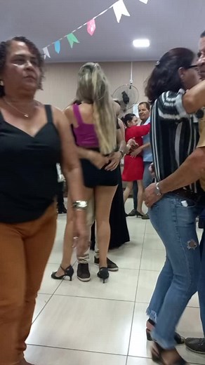 Latin Dance Party: Enjoy Samba and Salsa Moves