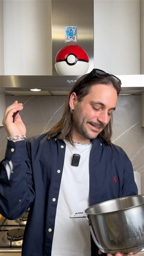 Cucino le carte pokémon che trovo👨🏻‍🍳 #pokemon #cucina #cartepokemon #mochi