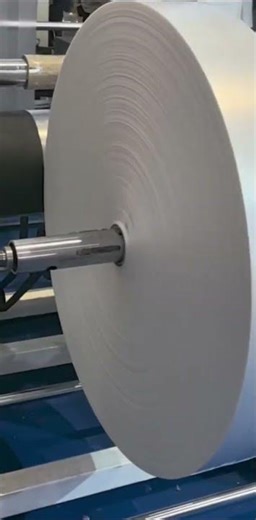 Paper Rolling This Incredible Machine Work Wonders