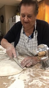 Nonna Pia makes us homemade Cavatelli with broccoli 🔥❤️ Doesn't this look amazing?! 🤷🏽‍♂️😋 🎥 Nonna Pia | Foodporn