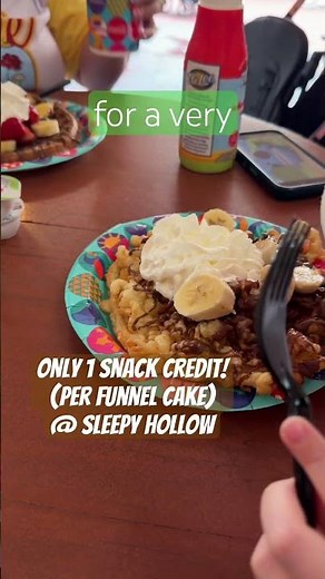 Funnel Cake for Breakfast at Sleepy Hollow #magickingdom #disneyfood #disneyfoodie #disneyworld