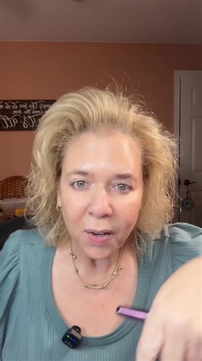 Using LUXE color-changing foundation gives you a WOW moment because it instantly adapts to your skin tone, hides imperfections, and creates a flawless, filter-free finish . Gives your skin a youthful glow with seamless skin. #makeup #matureskinmakeup #flawlessfoundation #flawlessmakeup #colormatch @Luxe Cosmetics Shop