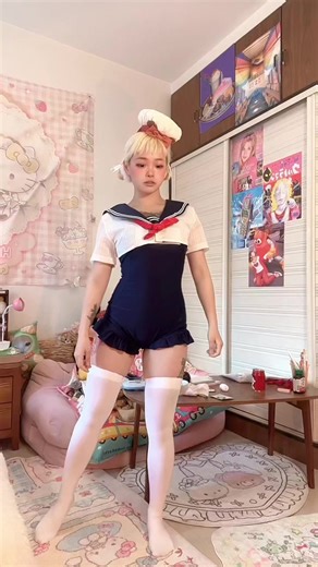 Cute Robot Dance Moves