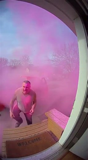 Funniest Porch Pirate Instant Karma Moment Ever — Dye Pack Explosion 💙💥